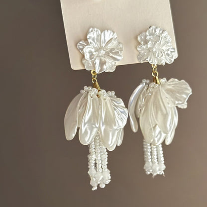Romantic Earring for Special Moments