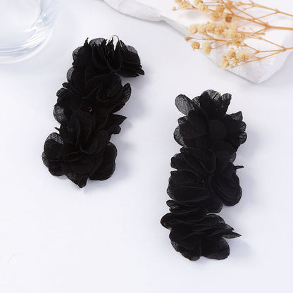 Classic Earring with Timeless Appeal
