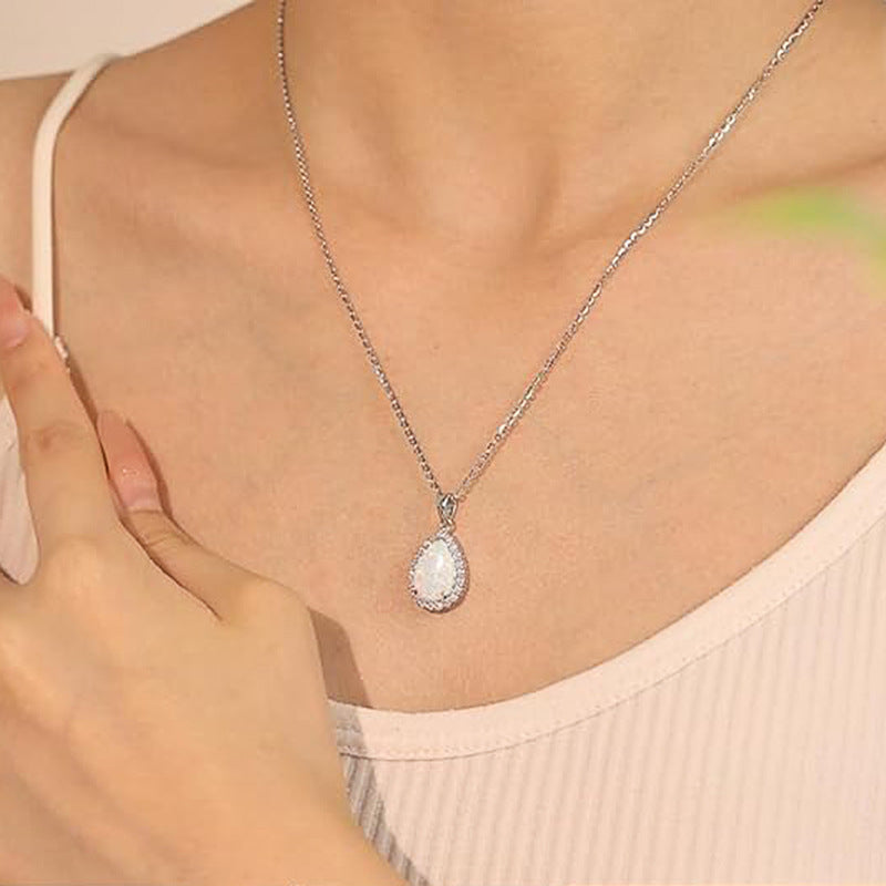 Stunning Necklace for Daily Wear