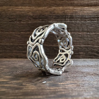 Elegant Ring for Every Occasion
