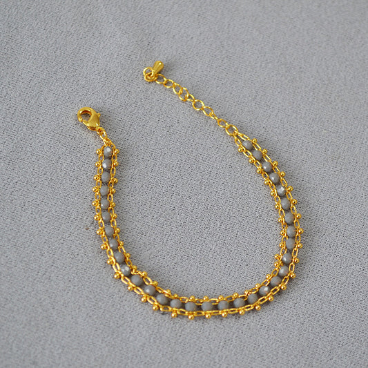 Romantic Gold Bracelet for Special Moments