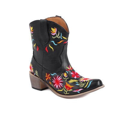 Graceful Orthopedic Boots for Modern Look