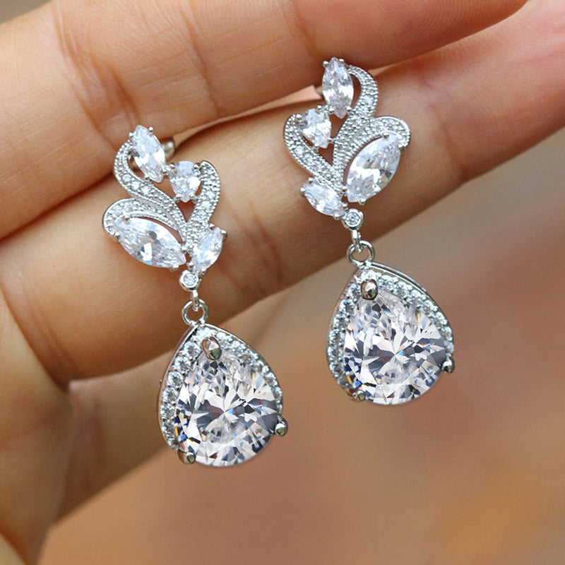 Romantic Earring for Special Moments