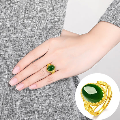 Classic Gold Ring with Timeless Appeal