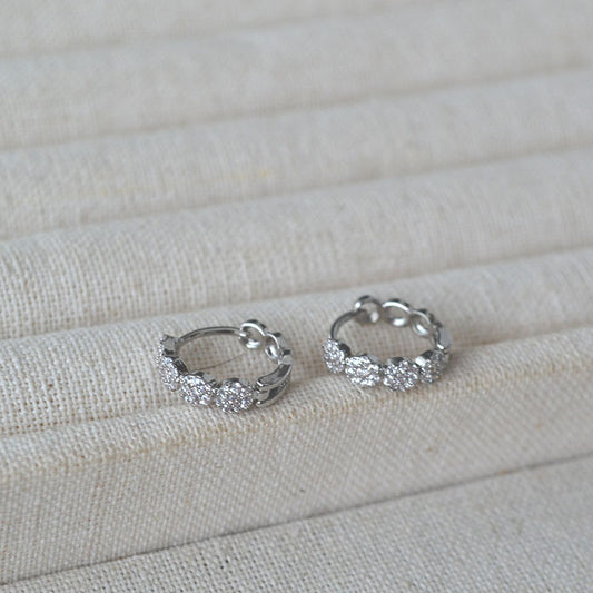 Romantic Earring for Special Moments