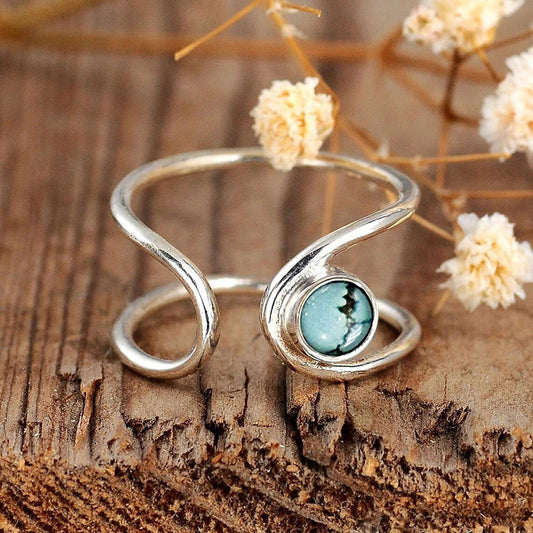 Charming Piece for Any Occasion