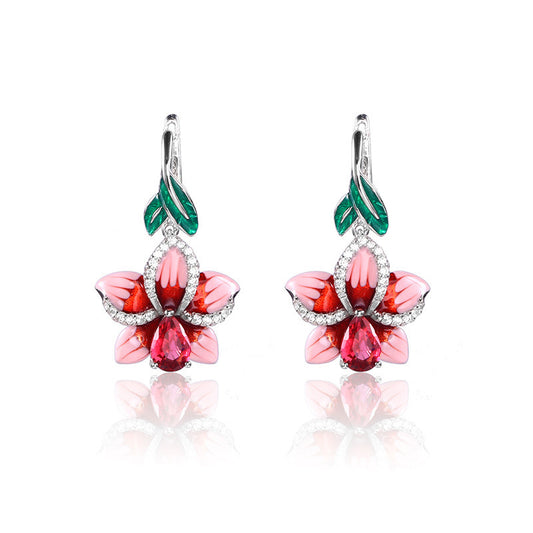 Charming Earring for Any Occasion