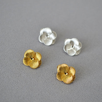 Delicate Artisan Gold Earring