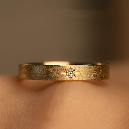 Charming Piece for Any Occasion