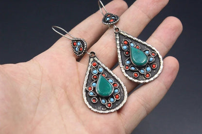 Beautiful Set with Unique Style