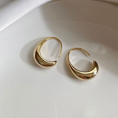 Romantic Earring for Special Moments