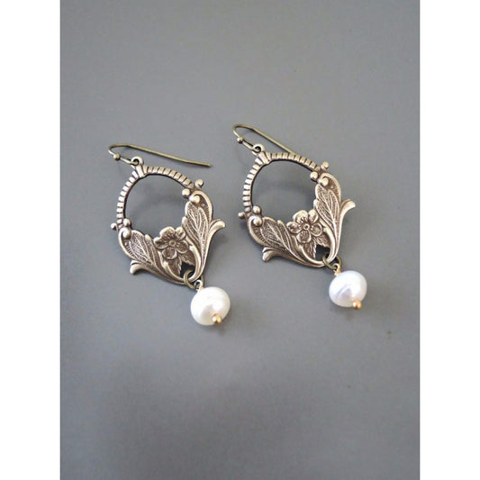Stunning Earring for Daily Wear