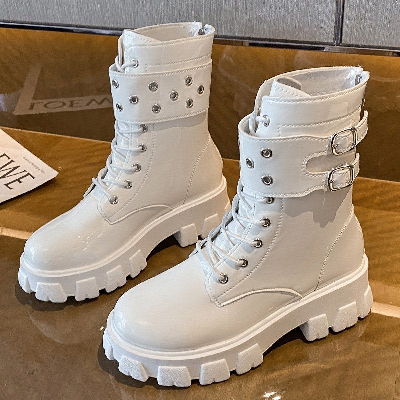 Graceful Orthopedic Boots for Modern Look