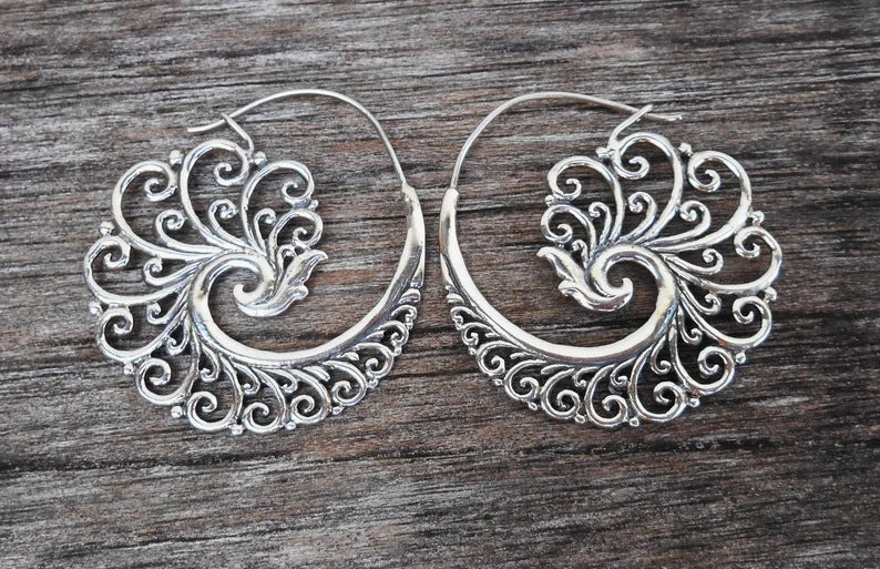 Elegant Earring for Every Occasion