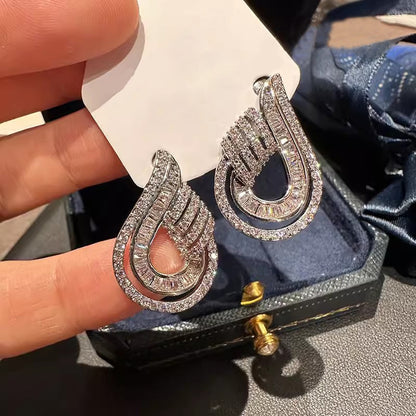 Beautiful Piece with Unique Style