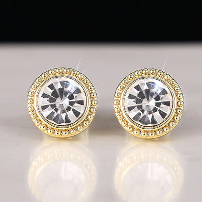 Classic Earring with Timeless Appeal
