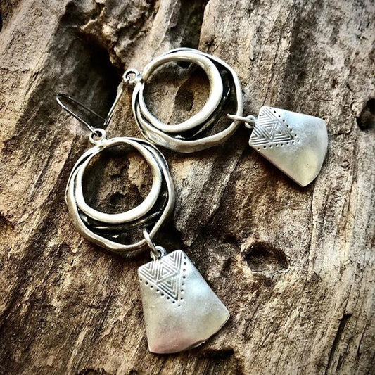 Stunning Earring for Daily Wear