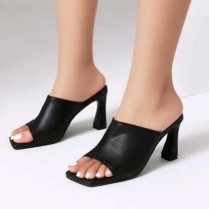 Graceful Orthopedic Sandals for Modern Look