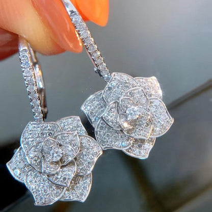 Classic Earring with Timeless Appeal