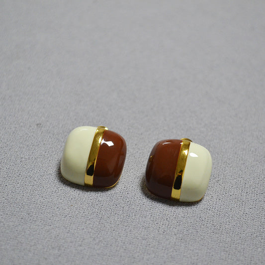 Delicate Artisan Gold Earring