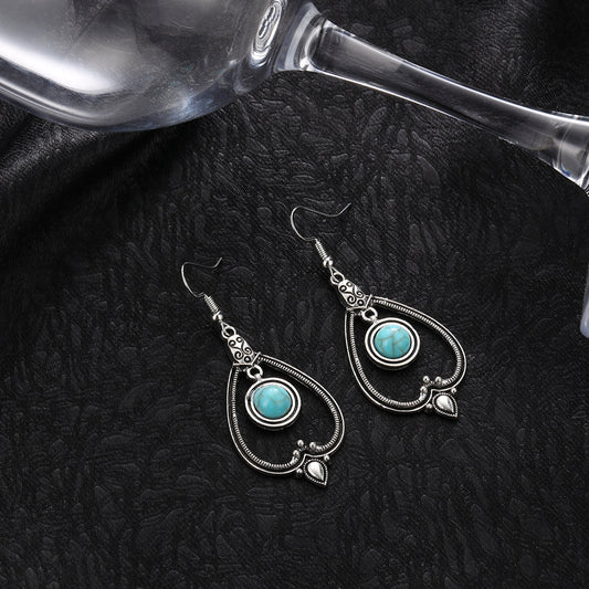 Classic Earring with Timeless Appeal