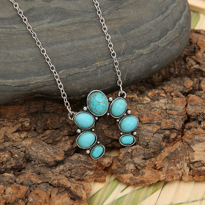 Elegant Pendant for Every Occasion