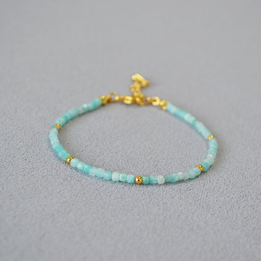 Beautiful Gold Bracelet with Unique Style