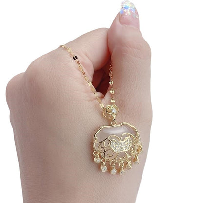 Charming Silver Necklace for Any Occasion