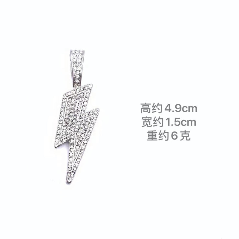 Charming Pendant for Any Occasion