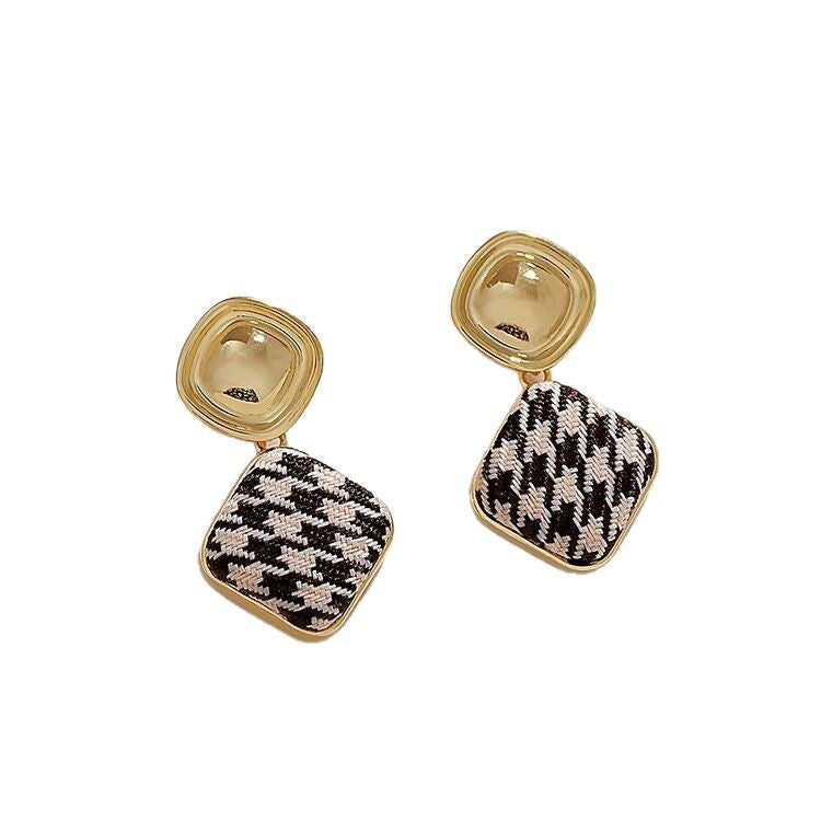 Vintage Handmade Earring