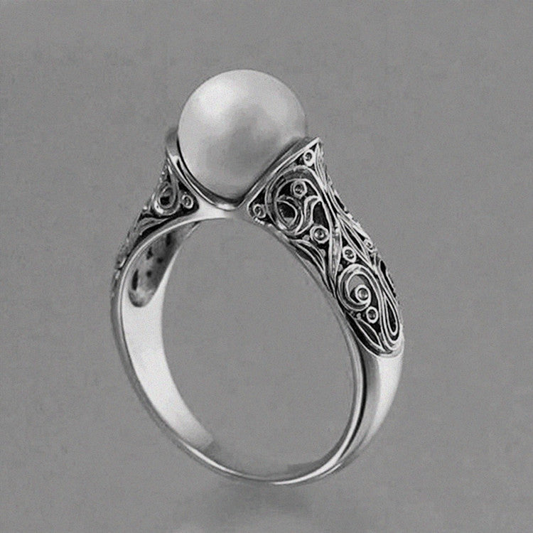 Beautiful Gold Ring with Unique Style
