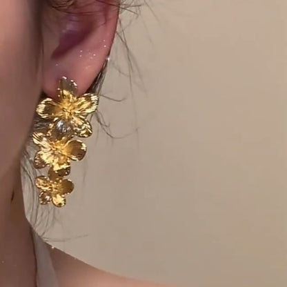 Stunning Earring for Daily Wear