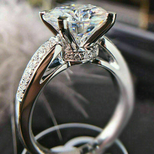 Beautiful Ring with Unique Style