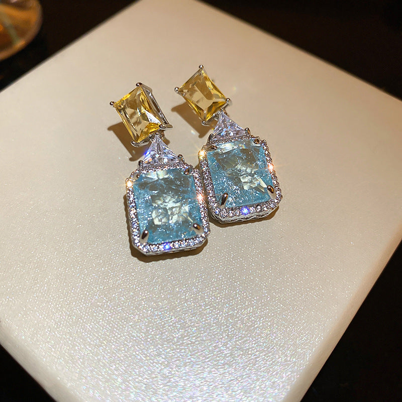 Romantic Earring for Special Moments