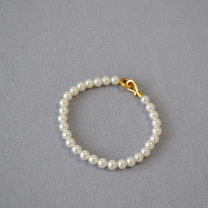 Charming Gold Bracelet for Any Occasion