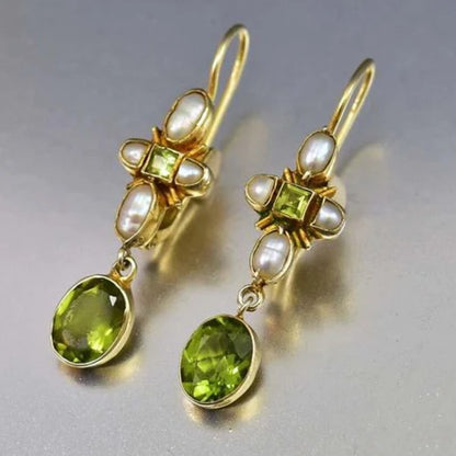 Classic Pearl Earring with Timeless Appeal