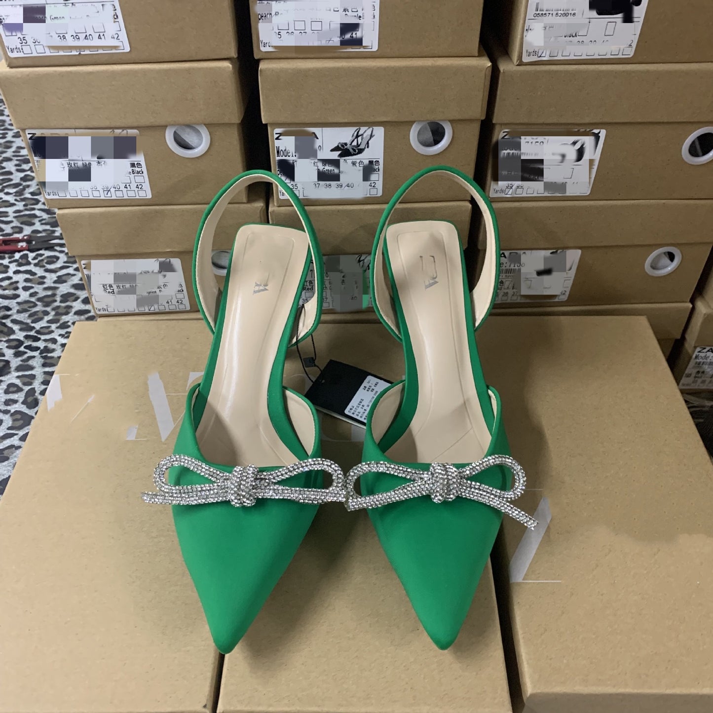 Chic Orthopedic Sandals with Unique Design