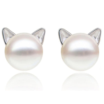 Delicate Artisan Pearl Necklace