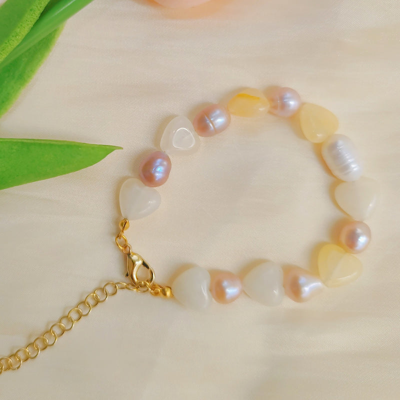 Classic Pearl Bracelet with Timeless Appeal