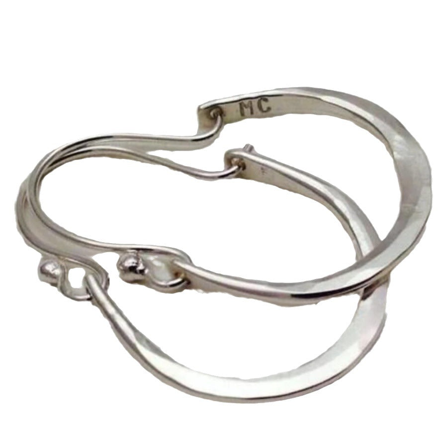 Charming Silver Earring for Any Occasion