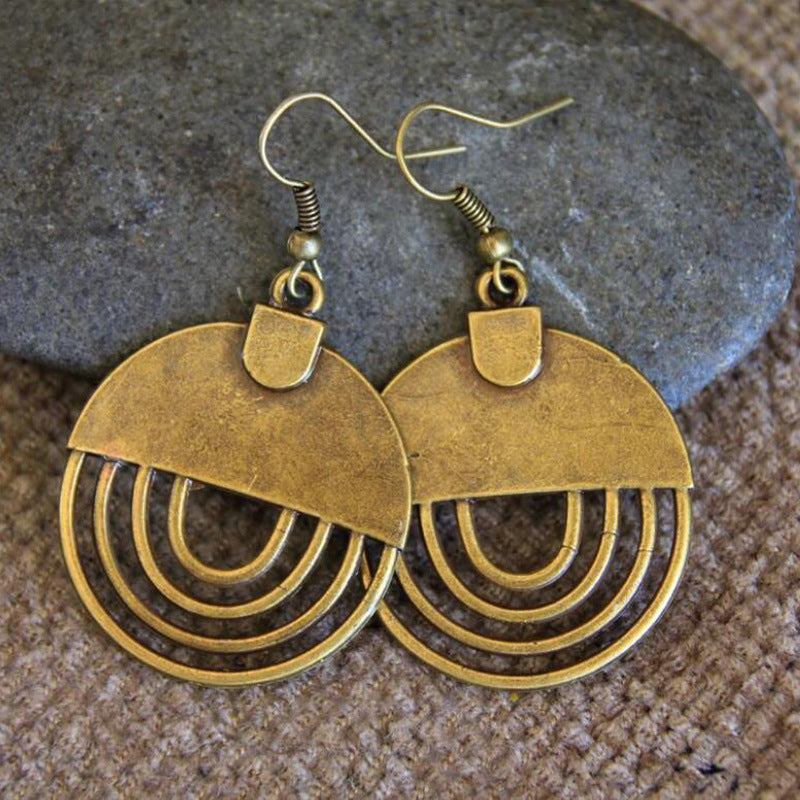 Classic Earring with Timeless Appeal