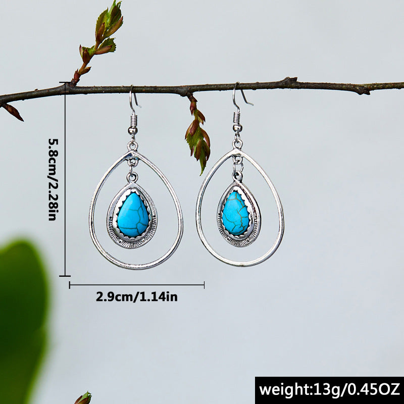 Romantic Silver Earring for Special Moments