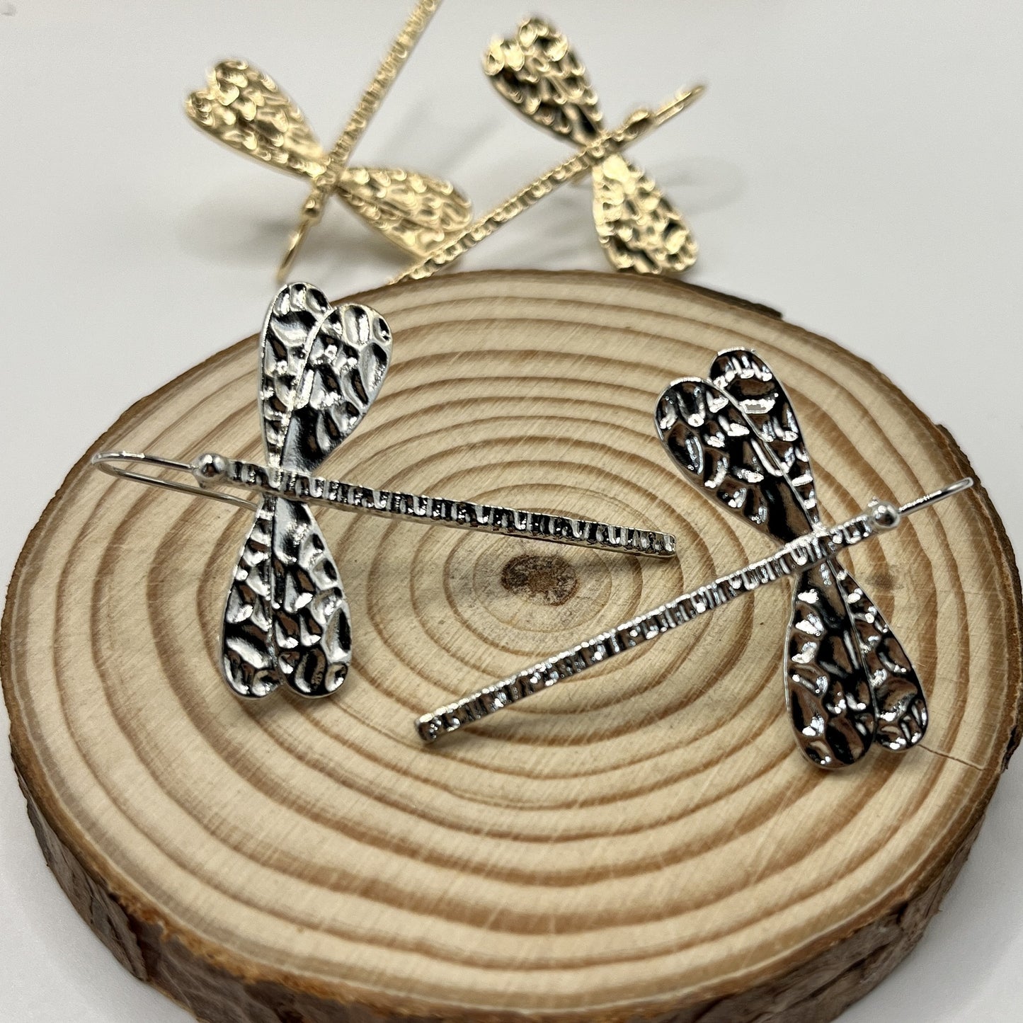 Charming Earring for Any Occasion