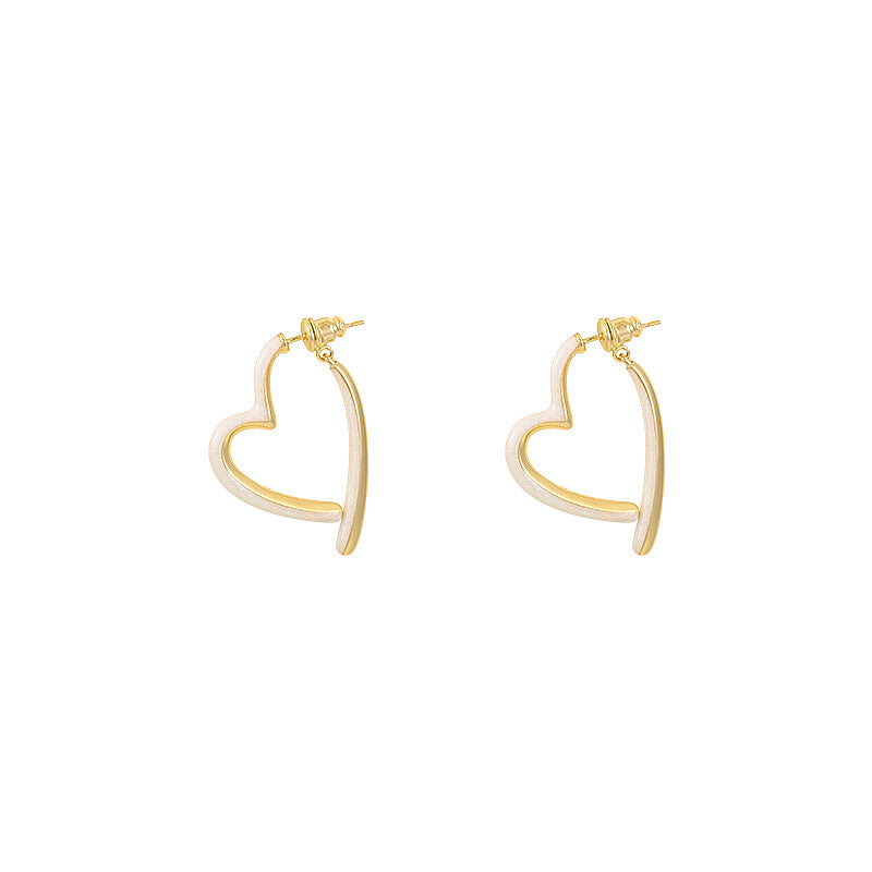 Delicate Artisan Pearl Earring