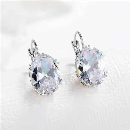 Elegant Earring for Every Occasion