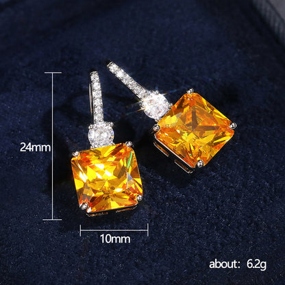 Charming Earring for Any Occasion
