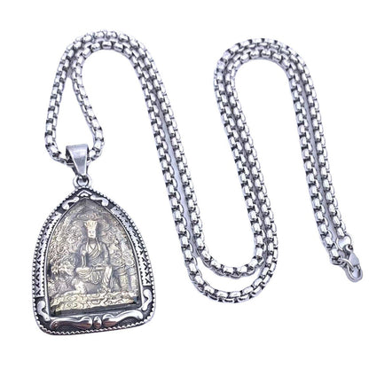 Beautiful Pendant with Unique Style