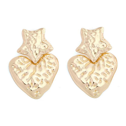 Classic Earring with Timeless Appeal