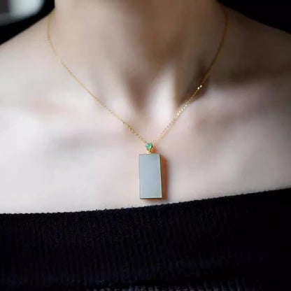 Romantic Gold Pendant for Special Moments