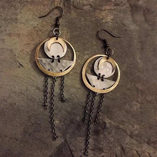 Charming Earring for Any Occasion